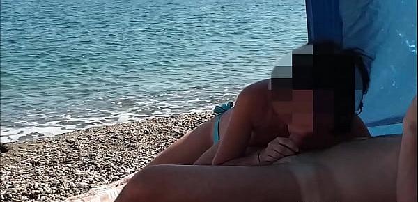  Risky Public Blowjob on the Beach with Cumshot - MissCreamy